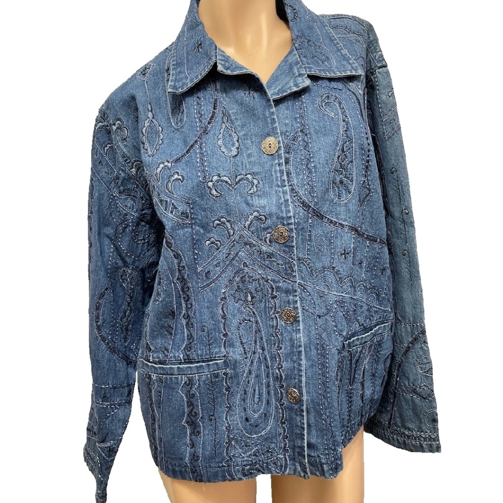 Chico's Embroidered Jeans Jacket Size 2 (M)